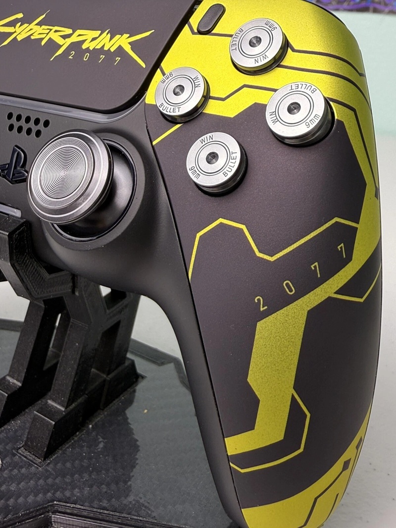 qooz_zilla's tweet image. [Updated]
Cyberpunk 2077
----------------------------

- Real Metal Custom Wireless Controller for PS5 Or PC

Link : kit.co/Qooz/cyberpunk…

#CyberpunkEdgerunners #Cyberpunk2077 #controller #ps5 #pc