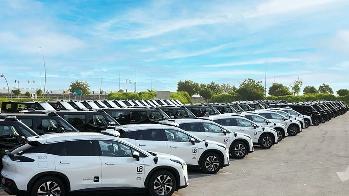 elcorreo_ae's tweet image. #Uber lanza en #AbuDhabi #robotaxis sin conductor en colaboración con #WeRide elcorreo.ae/articulo/emira…