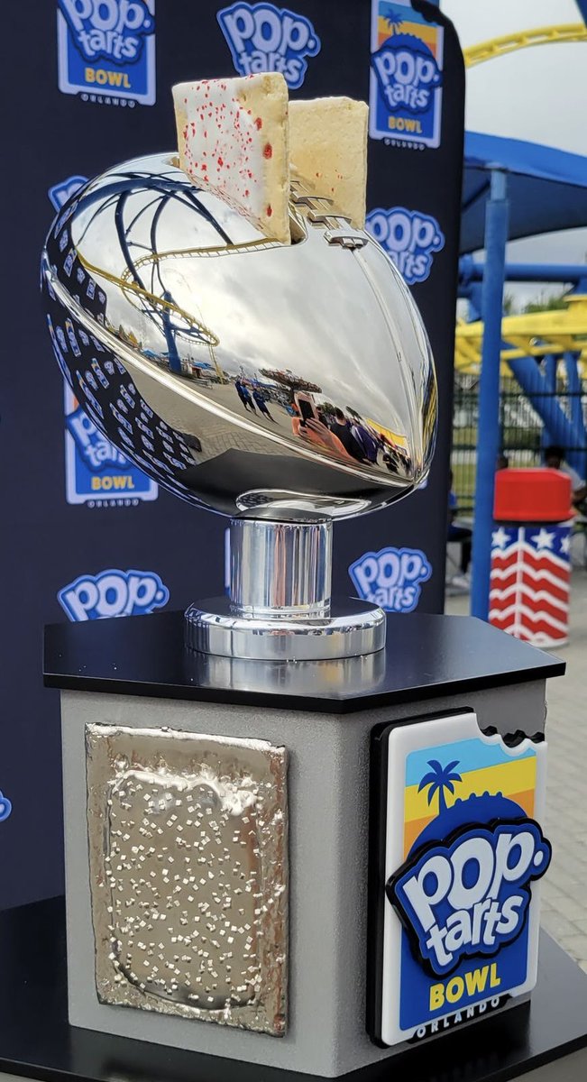 jacobp0000's tweet photo. @Robabernathy25 @rcb05 At least Arch will get to hoist the coolest trophy in the sport this season https://t.co/ljOLUCFjwD