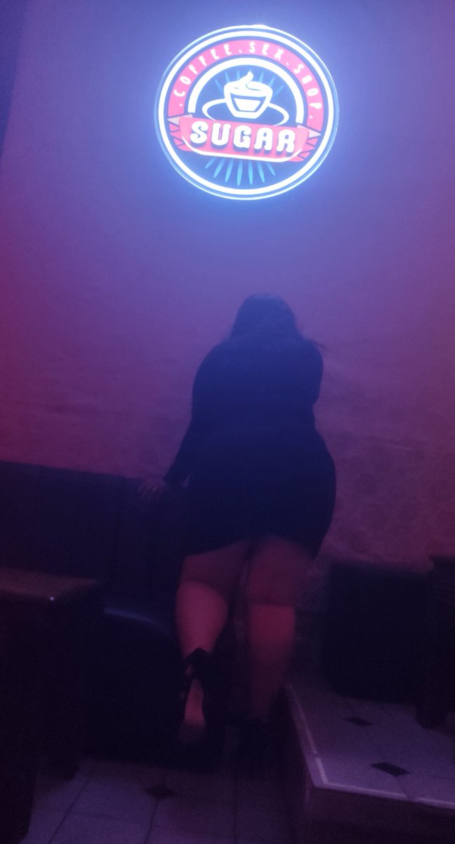 RebeccayHugo's tweet photo. Viernes de @SugarCoffeeSex https://t.co/N6Nw97kyvP