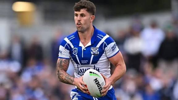 BREAKING: Mal Meninga’s Perth Bears claim first major playmaking signing.

Former Bulldogs half Toby Sexton has agreed to terms on a two year deal.

Sexton will be Perth’s foundation no.7.

couriermail.com.au/sport/nrl/toby…