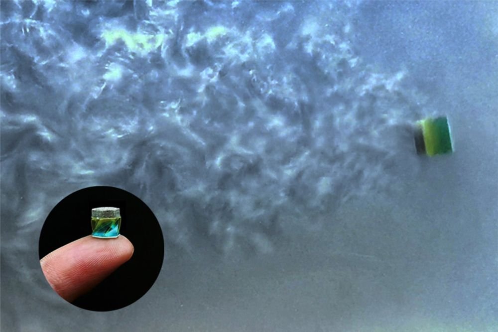 KnowledgeZoneIn's tweet image. #Nanorobots are tiny, autonomous devices used in targeted drug delivery to carry and release medication directly to specific cells or tissues, which can increase treatment efficacy and reduce side effects. 

knowledgezone.co.in/posts/Nanobots…