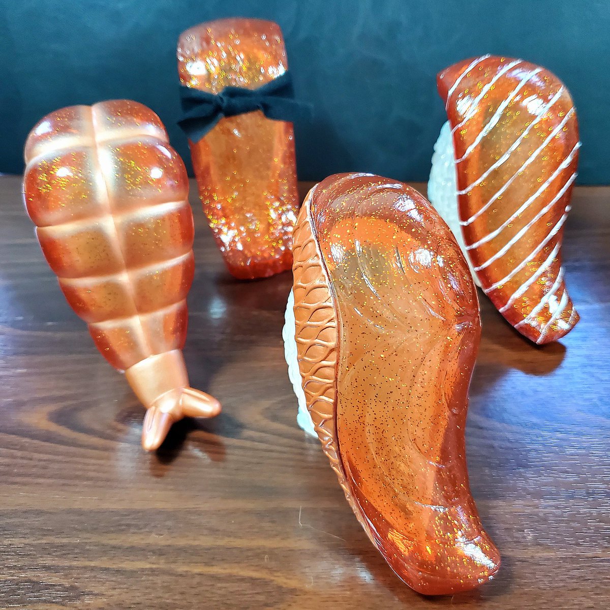 スシエルエーオブザリビングデッド　エビ　human robot 墓場の画廊 11月4日(火)18時より抽選開始】【千値練×HUMAN ROBOT】スシエルエー