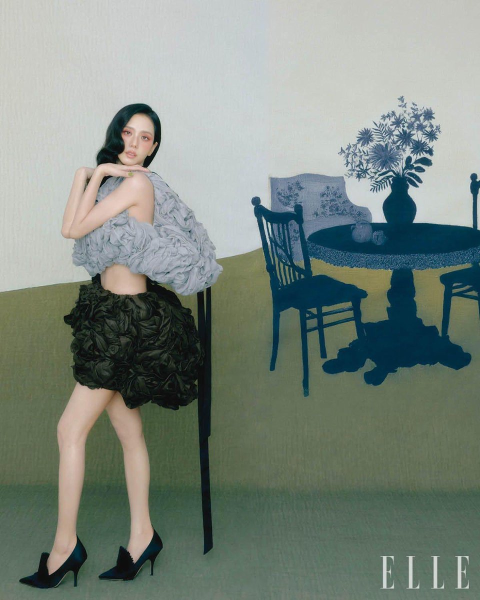 #JISOO for Elle Korea.