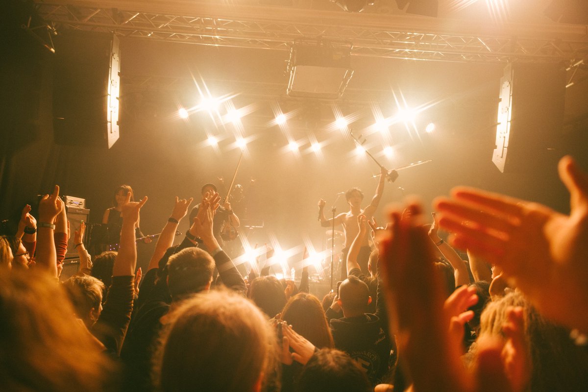 CHTHONIC 閃靈 tweet media