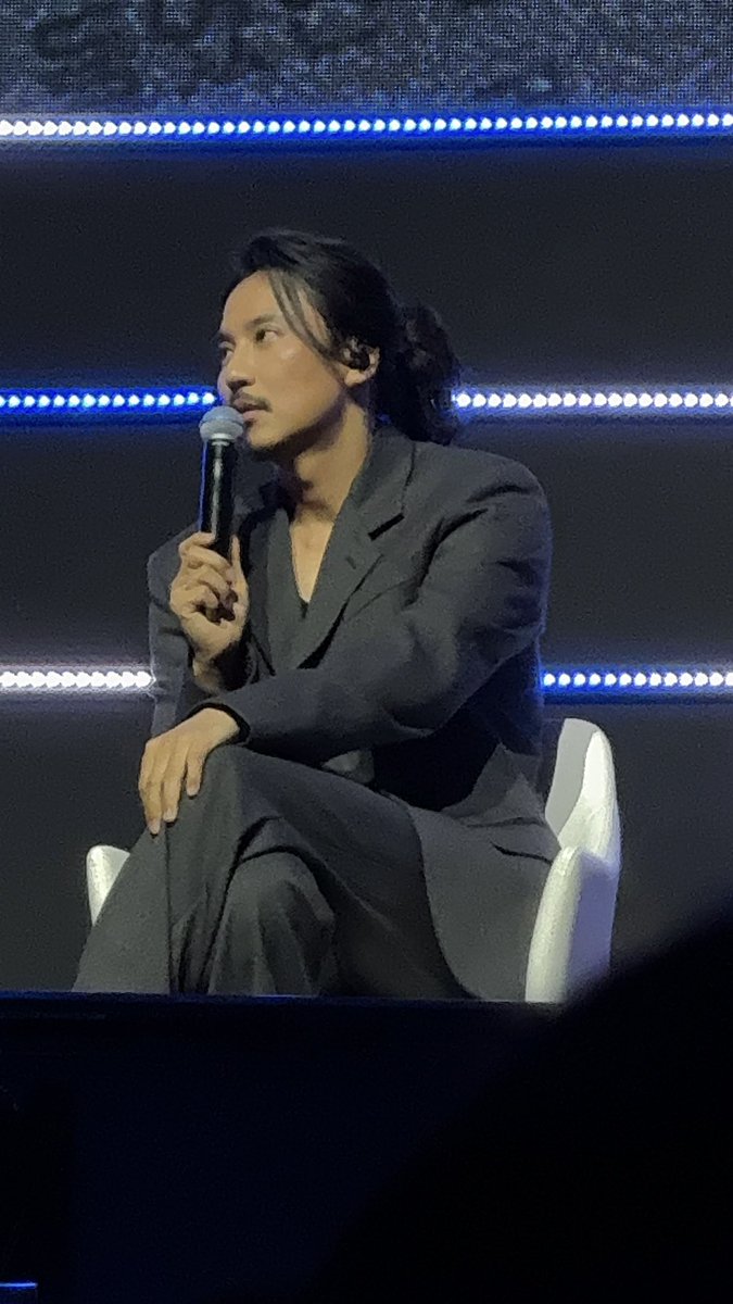 ggang501's tweet image. 아 진짜 너무 아름다우신데 어카지