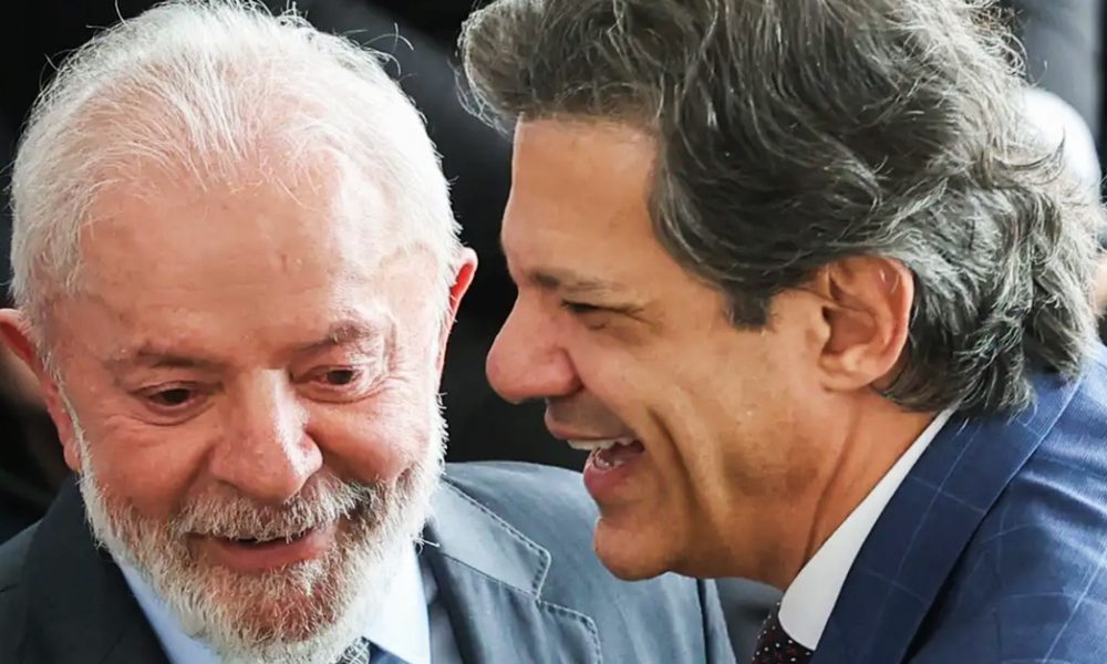 Crente_News's tweet image. Dívida pública explode e ultrapassa R$ 8,2 trilhões sob gestão Lula - Leia a Matérica Completa -&amp;gt; crentenews.com.br/?p=70715&amp;amp;utm_s… -  #Politica - #Dívida #explode #gestão #Lula #Pública #sob