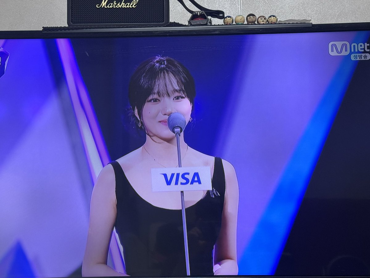 gamjayul1022's tweet photo. #조유리 화면을 뚫고 나오는 아름다움 https://t.co/3W2SxQdPFi