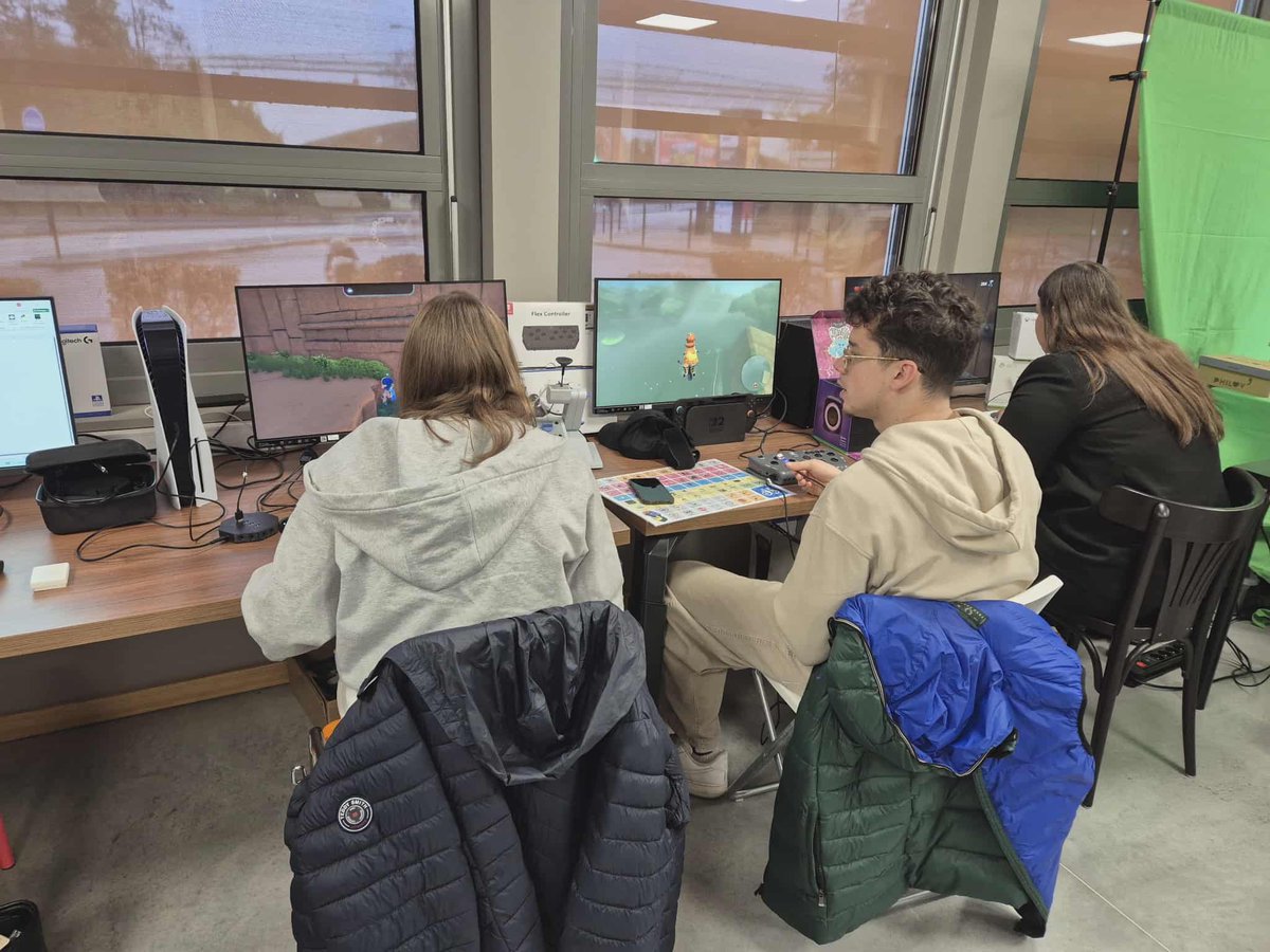 handi’arcade tweet media