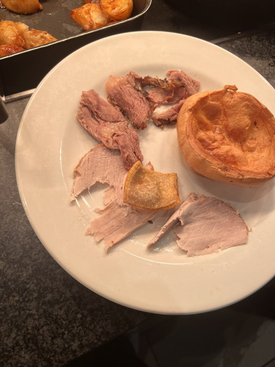 Kezzabombezza's tweet photo. @tobycarvery we visit 3-4 times a month &amp; love your roasts but Fridays visit was disappointing. I appreciate it was due to be a busy day, I think the wafer thin slices of meat were uncalled for. We booked for 12pm so it wasn’t a case of meat running out already. Such a shame. https://t.co/869tIAEl9h