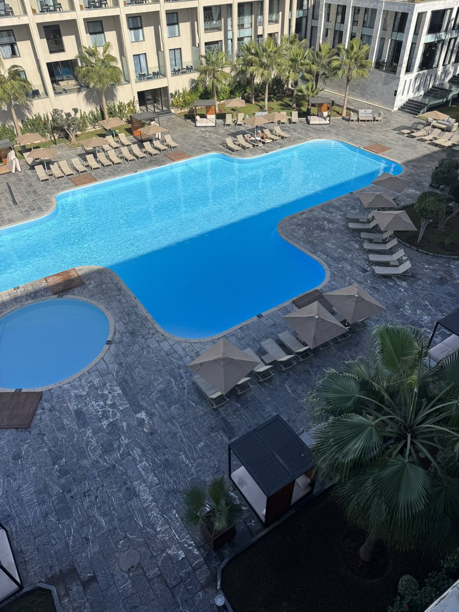 اخواني واخواتي اللي بالعام او بالخاص لكم كل المحبه والاحترام والتقدير اعذروني على عدم الرد لان فعلا بحاجه لفترة نقاهه وابتعاد عن زحمة الحياه