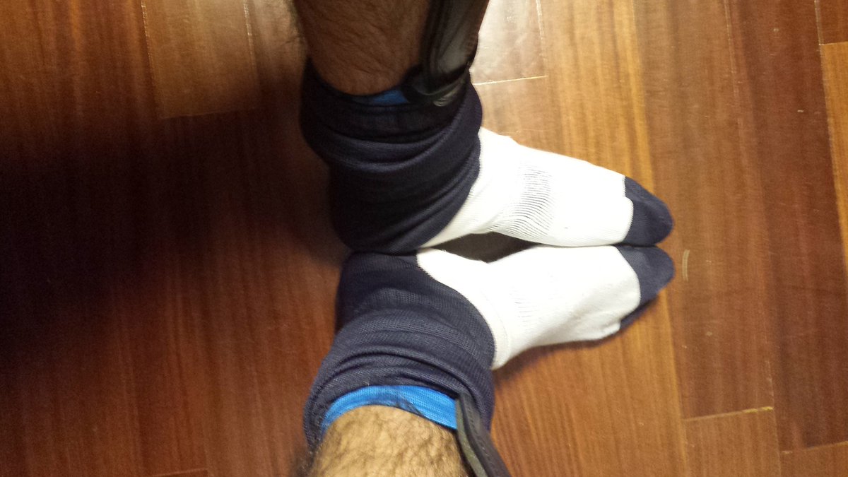 loseforme94's tweet image. Soccer socks, you fall #cashmaster #findom