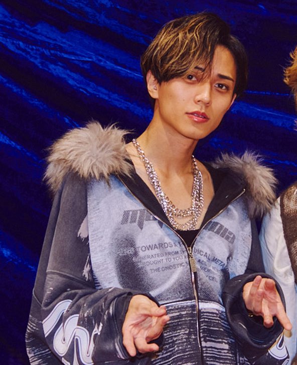 廉今日もこの髪型がいいなー😤😤