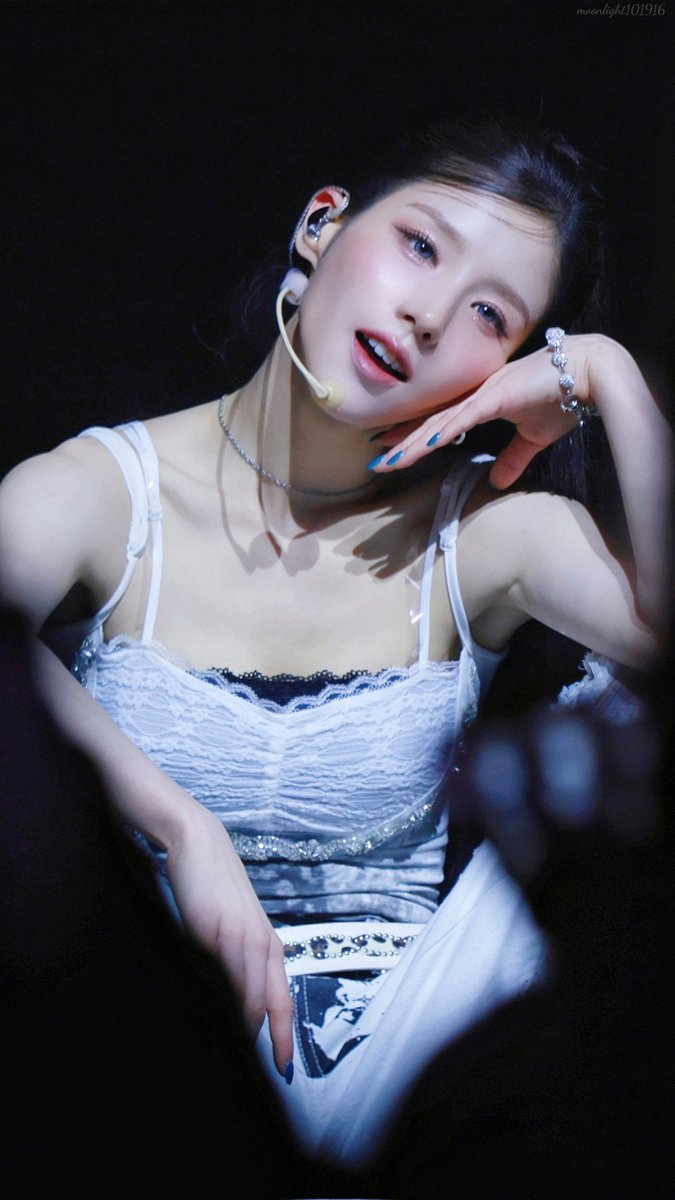 251126 <Grand club icarus>LA #ARTMS #아르테미스 #heejin #희진