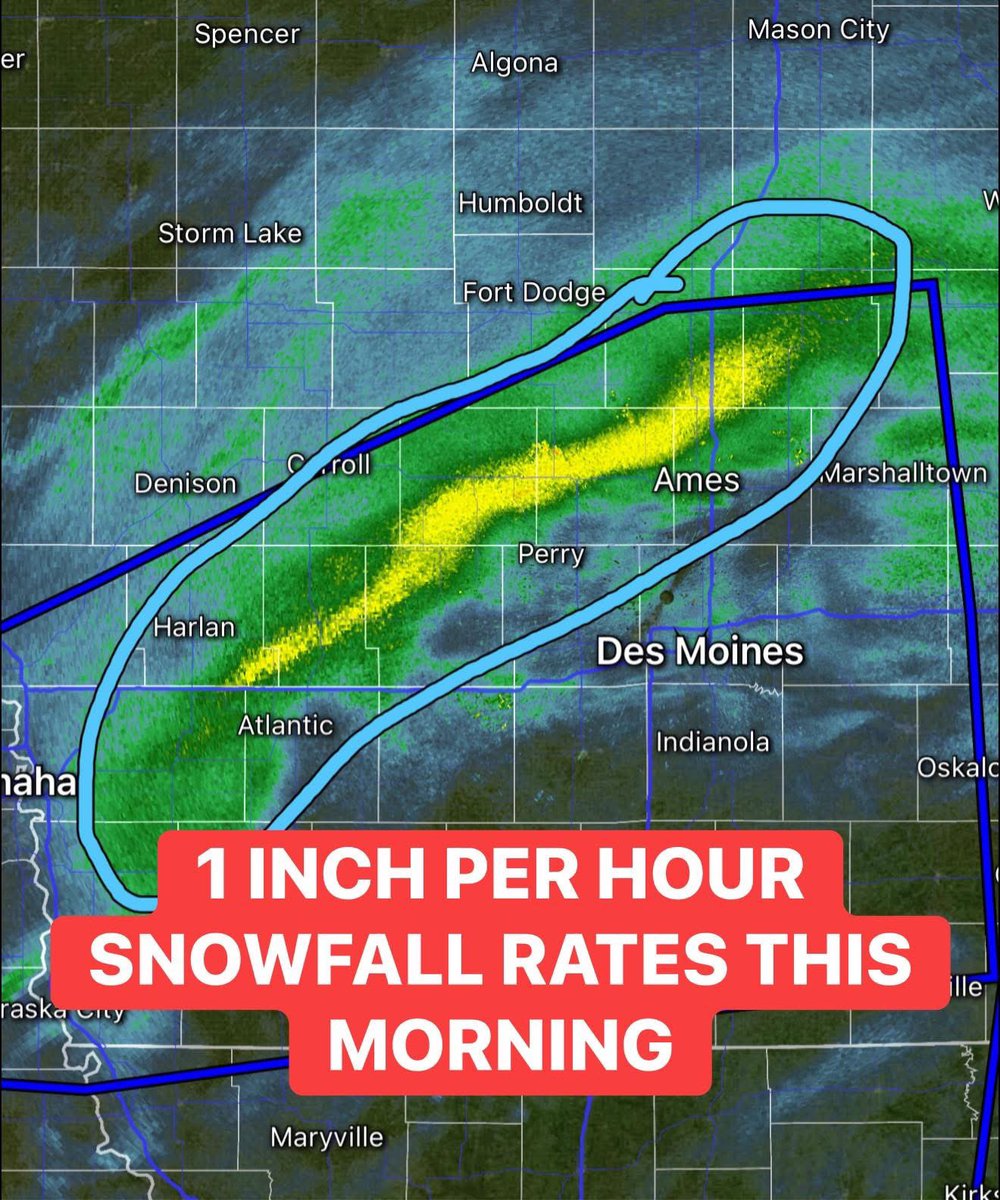 ReedTimmerUSA's tweet image. A band of moderate to heavy snow has developed in a zone of frontogenesis in central Iowa as the long-duration snow storm has begun! 

This band of 40 dbz snow should pivot slowly eastward toward Des Moines through this morning. A foot of snow could fall across central/eastern
