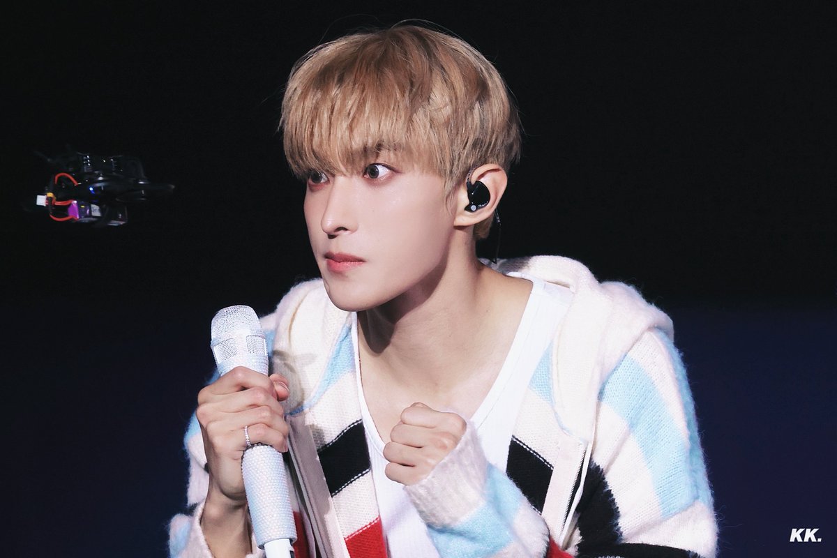 KK0_0218's tweet photo. 오늘도!!!!!!!
251129 NEW_ in NAGOYA

#도겸 #DK #ドギョム #DOKYEOM #이석민
#SEVENTEEN #세븐틴 https://t.co/7frHCgUF65