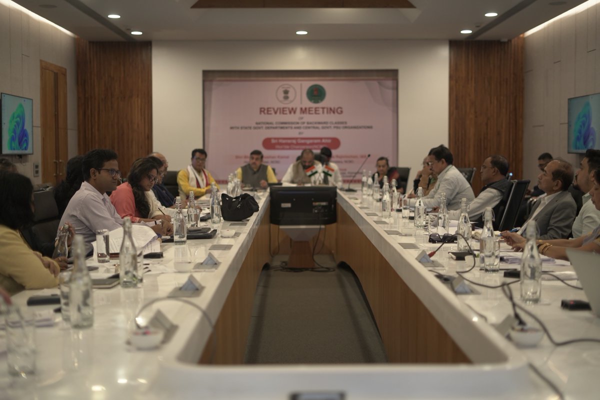 A Review Meeting was held on 27th November 2025 under the chairmanship of Hon’ble Shri Hansraj Gangaram Ahir, Chairman, National Commission for Backward Classes (NCBC), along with Member Shri Bhuvan Bhushan Kamal and Secretary Smt. Meeta Rajiv Lochan. Senior officers of the