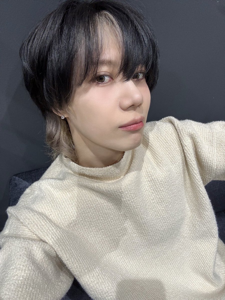 TAEMIN_BPM's tweet image. [#태민] 📸

2025 TAEMIN ARENA TOUR &apos;Veil&apos; in CHIBA DAY1 완료🕯️

제가 올라가는 건 광대요🤭 성장하는 건 탬입니다🐈‍⬛
우리 베일 너머로 슝- 영원히 함께해요🖤

#TAEMIN
#ARENA_TOUR #Veil