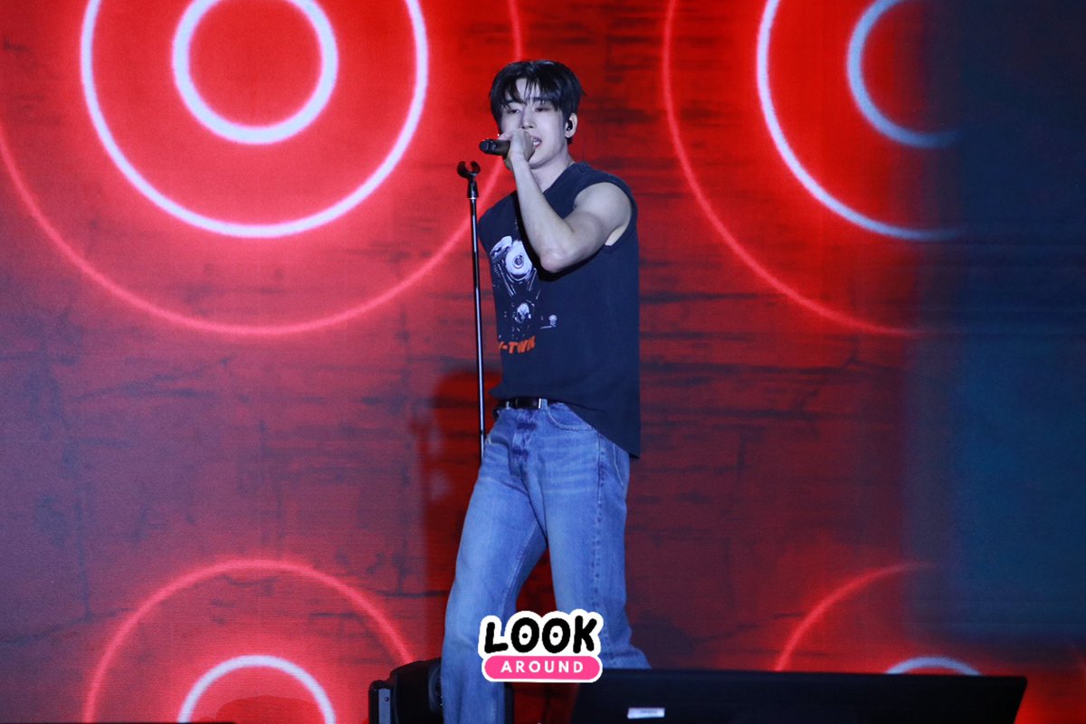 LookARound tweet media