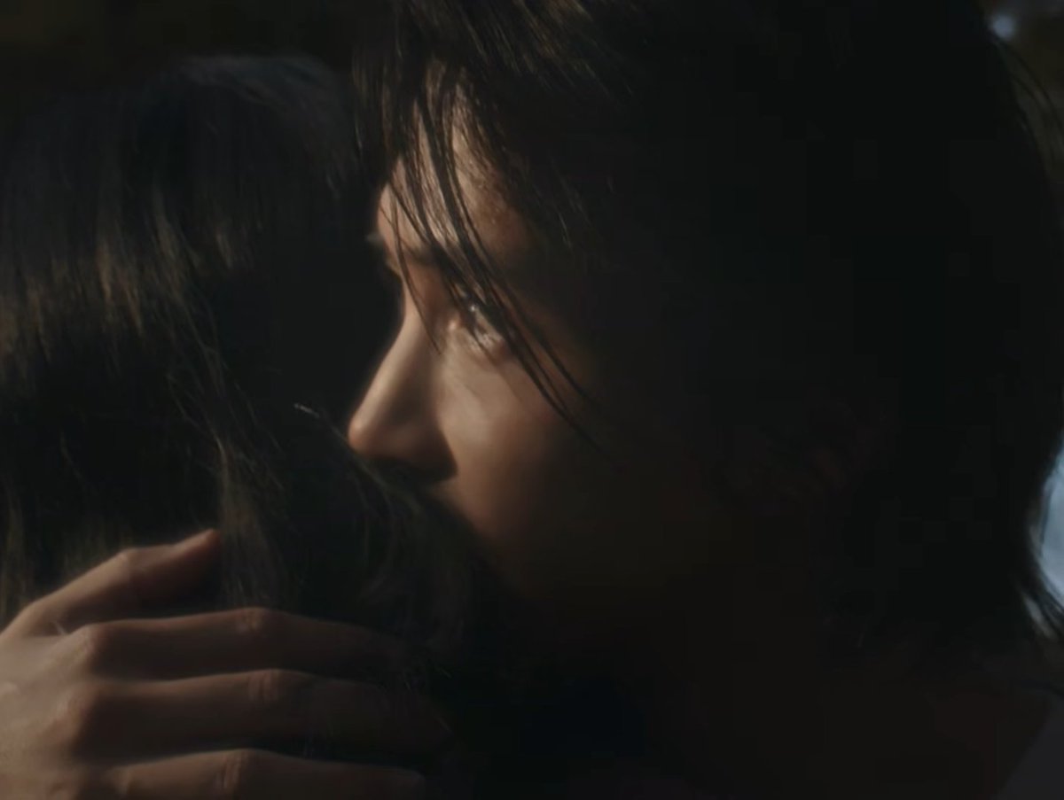 甘いカットお好きな方へ（そうでない方は薄眼で）

#山下智久 #TheArtist MV ⤵️⤵️⤵️
youtube.com/watch?v=Sk30Sv…