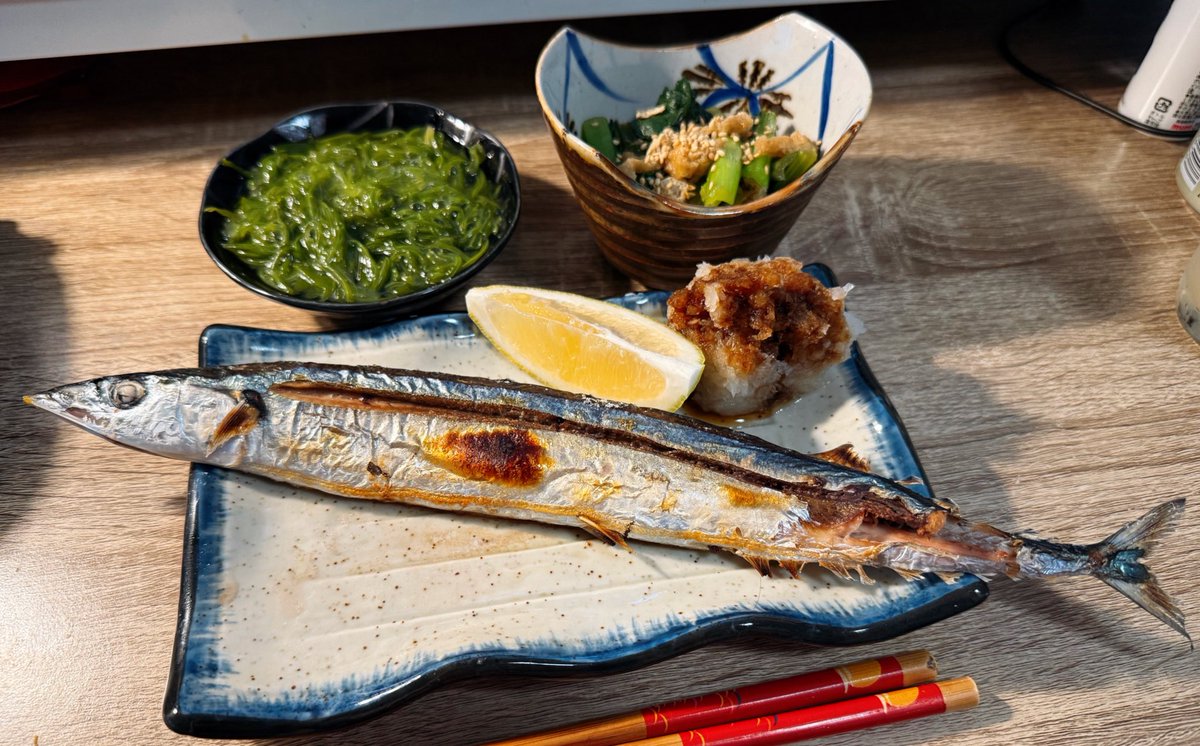 肉の日なので秋刀魚を焼きました🐟
