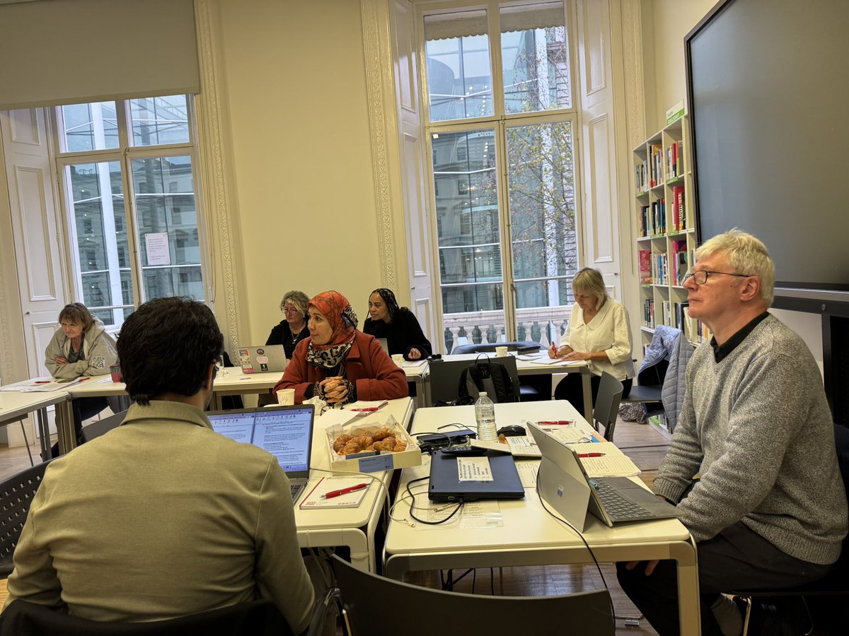 CristaHazell's tweet image. Wonderful to be at @ALL4language Council meeting today at  @GI_London1 such an inspired bunch of amazing language educators #mfltwitterati #mflchat #langchat #all4language