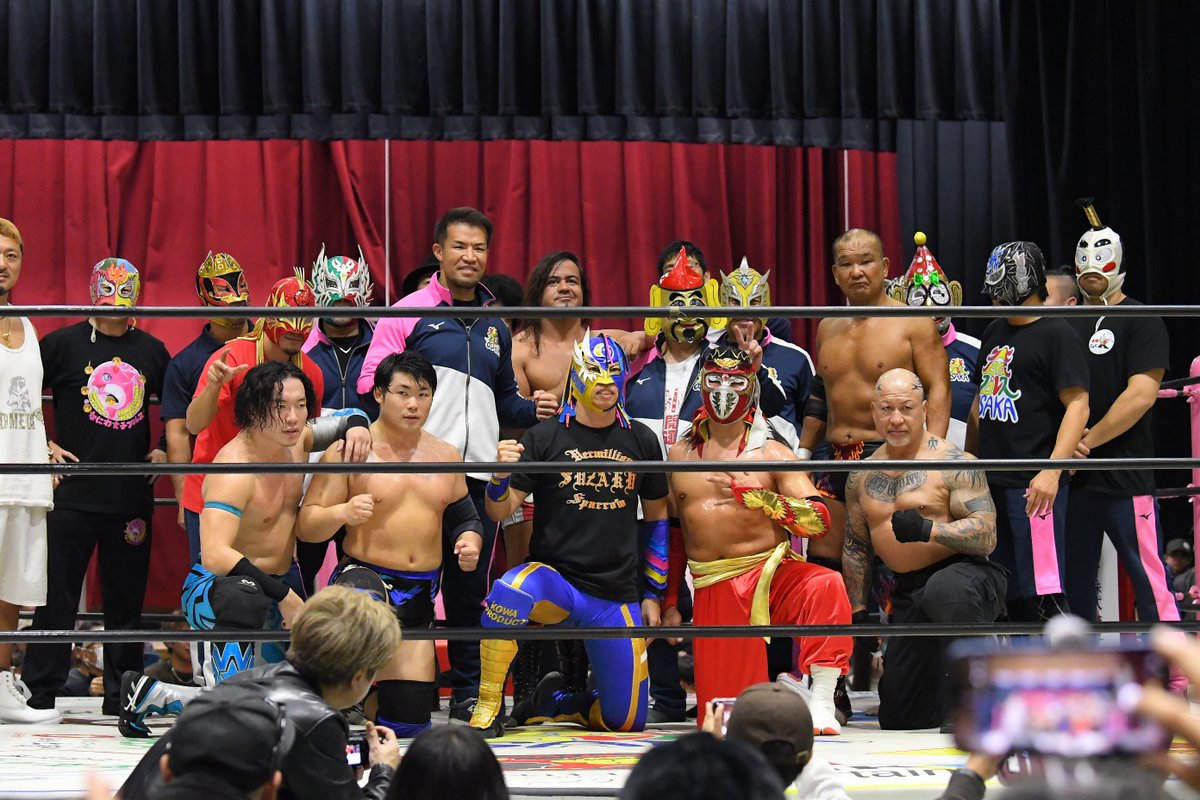mjk_pw100's tweet image. 2025.11.29 大阪プロレス アクティブスクエア大東
メインイベント後
記念撮影。
#大阪プロレス #pwzero1