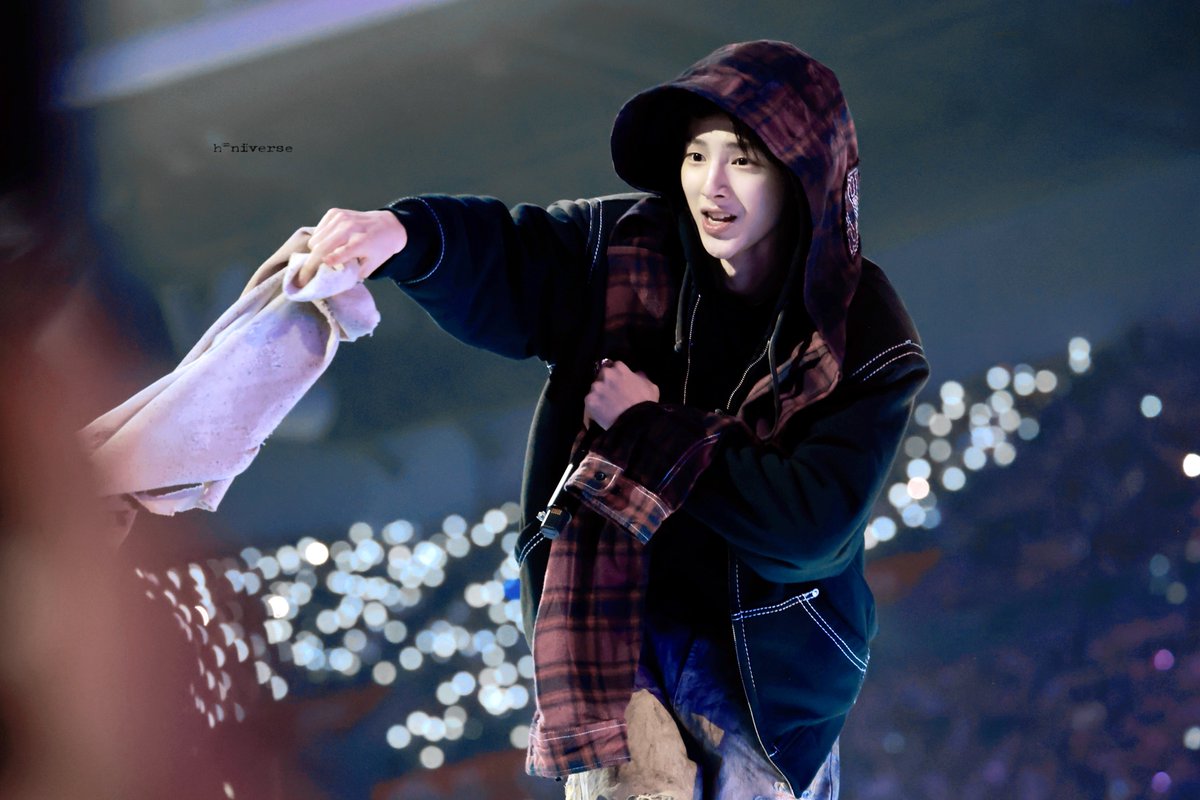 𝙷𝚘𝚘𝚗𝚒𝚟𝚎𝚛𝚜𝚎 tweet media