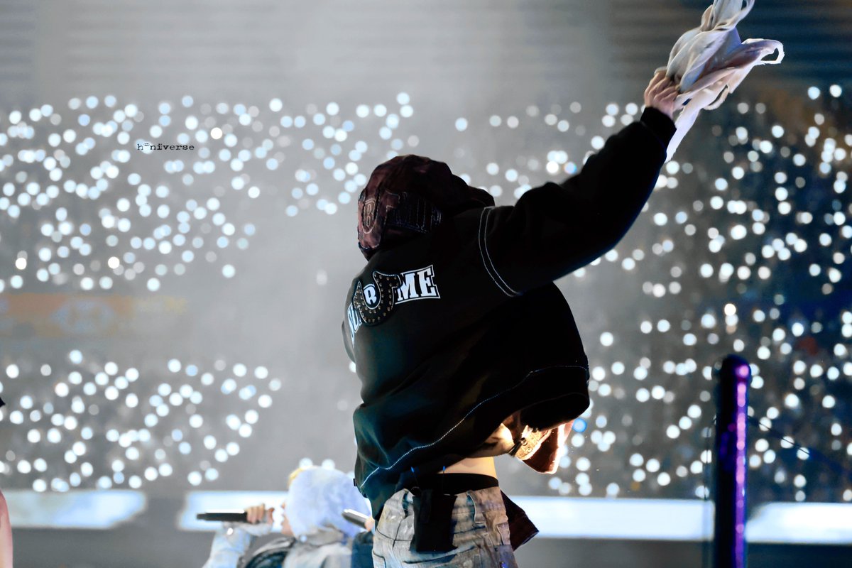 𝙷𝚘𝚘𝚗𝚒𝚟𝚎𝚛𝚜𝚎 tweet media