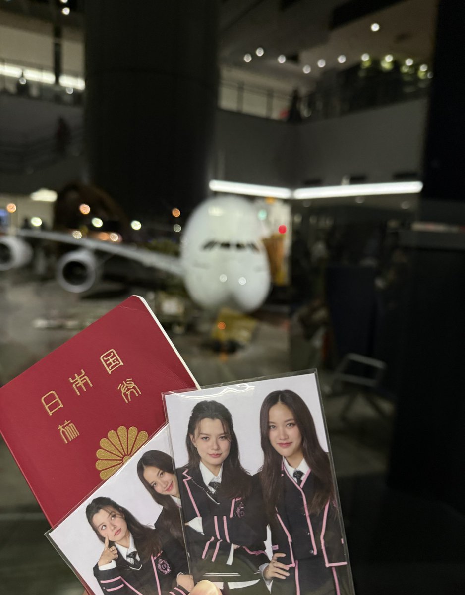 max__tora's tweet photo. アイスイベントは安定のフリベキだったみたい？
ということであたすはそろそろ出発やー✈️
不安要素しかないけども笑
とにかく飛んできます🇹🇭 https://t.co/uRxxy3D3cP
