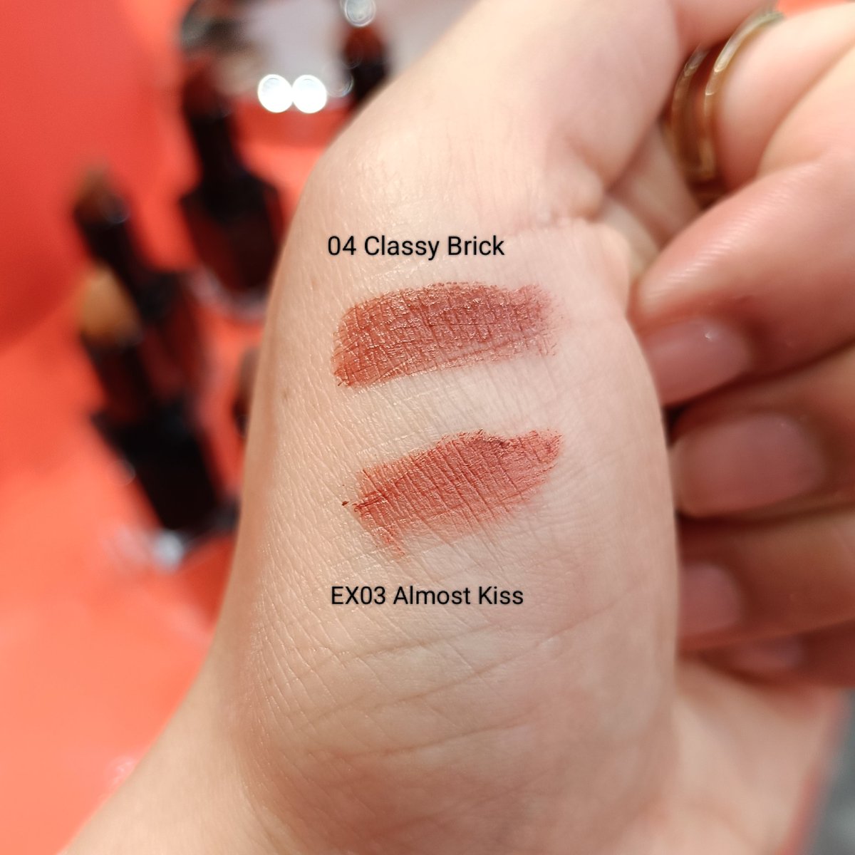 baaaaaasketball's tweet image. ひっそりと絶対行こうって思ってた #Celvoke 新作リップ&quot;Rouge O&quot;のPOPUPイベントへ💄
狙いを定めていた04とEX03をお試しして、限定カラーが好きだなとルミネ新宿に行くことを決意してきた🙂‍↕️ 
ツヤリップ好きが使いやすいナチュラルマットな質感で◎でも塗り直しは必須🤚🏻
#ルージュオーモーメント