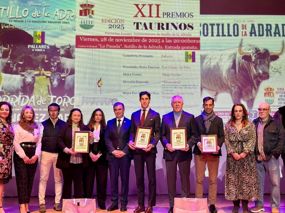 𝗚𝗔𝗟𝗔 𝗗𝗘 𝗣𝗥𝗘𝗠𝗜𝗢𝗦 .-  Sotillo de la Adrada hace entrega de sus premios taurinos 2025

👉🏻 burladero.tv/cultura/2025/1…