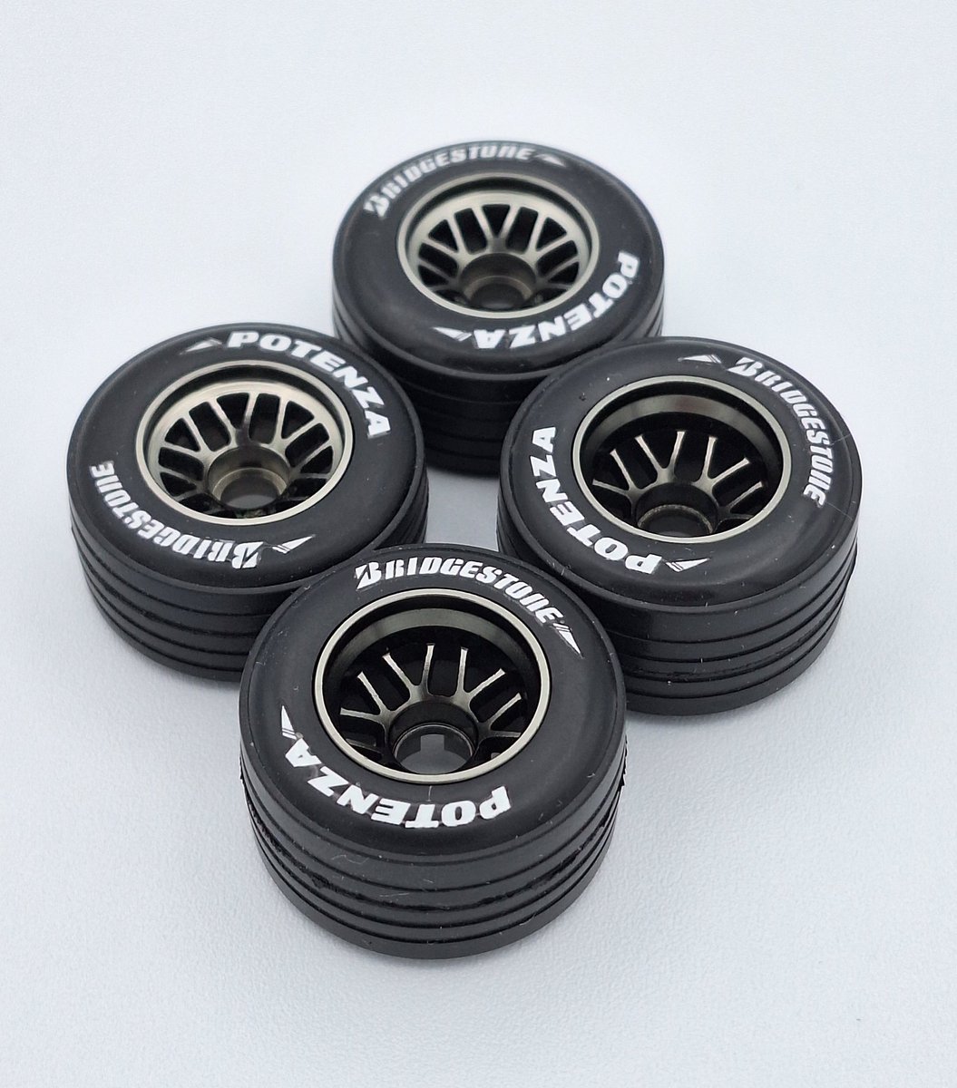DeliciousGarage's tweet photo. MINI-Z Formula Aluminum wheels and tires.
#京商 #ミニッツ #kyosho #miniz #ferrari #formula1 #ferrarif1 #atomic #minizformula #minizf1 #f1 #ミニッツカスタム #ミニッツフォーミュラ #ミニッツf1 https://t.co/5ARdWug9Vx