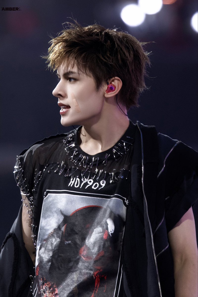 joypiIIed's tweet image. welcome back edward cullen