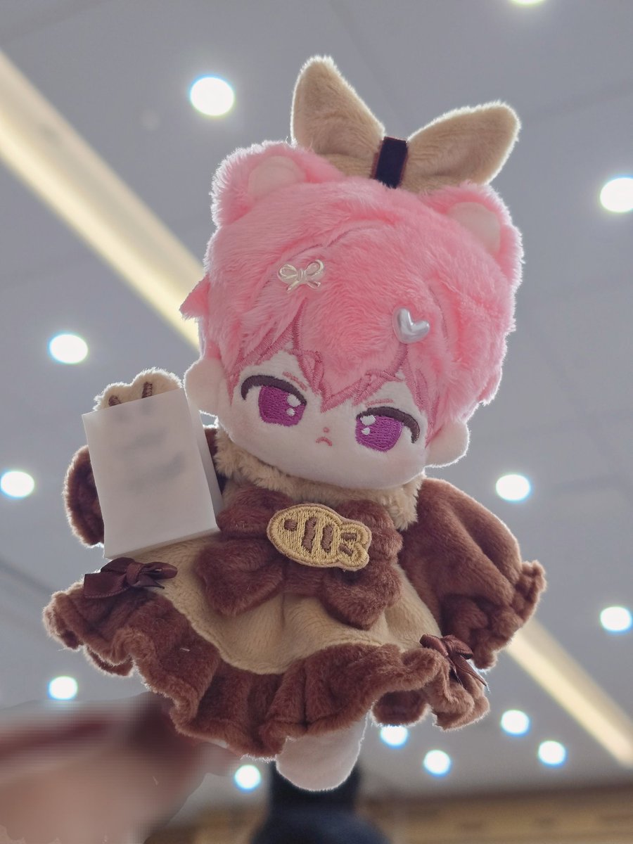 소품 퀄 미침🥺

#몽실옷장_후기