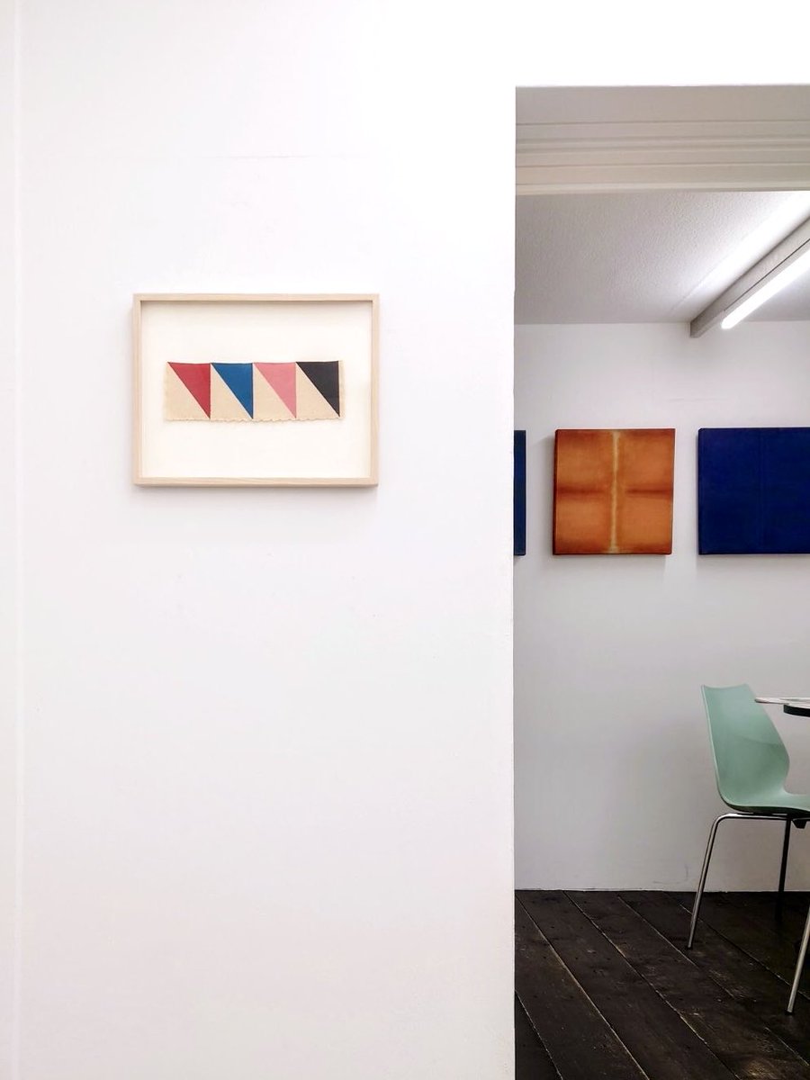 【開催中】
パク・ドゥヤング/鈴木隆/前田信明
At Real Scale

2025.11.22.土 ~ 12.27.土
13:00 ~ 18:00
休廊：毎週水木金、11.30.日、12.01.月、12.02.火
協力:GALLERY SHILLA

GALLERY KTO 原宿

kto-gallery.com/exhibitions/do…