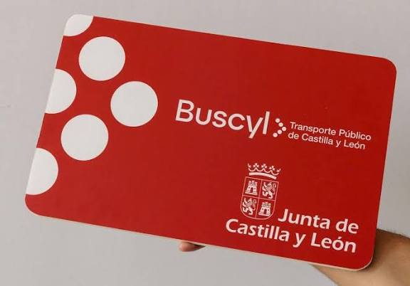 citatapuerca's tweet photo. ¿Quieres descubrir y #viajar #gratis a las localidades de la #SierradeAtapuerca?
La tarjeta #BUSCyL es personal e intransferible, permite a los empadronados en #CastillayLeón viajar en #autobús por rutas #interurbanas 😉 y metropolitanas.
+ ℹ️ https://t.co/uBaNYYdysA o 📞 012. https://t.co/GEb9Icg5PB