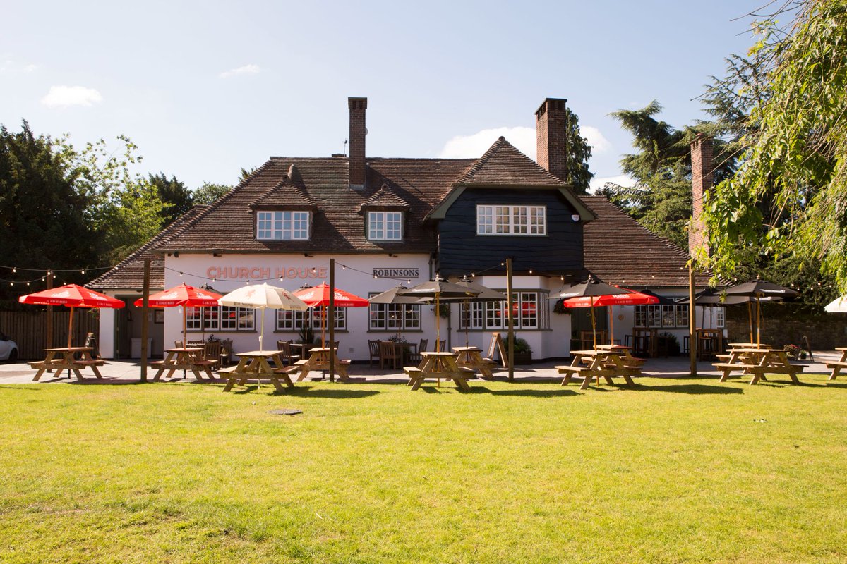 GBbooze's tweet image. Church House, Buglawton, #Cheshire 🍻
Situated on the outskirts of Congleton, Church House is only a ten minute walk from Bridge 68 on the #Macclesfield canal. Ideal for circular walks, both along the canal and Biddulph Valley railway line.