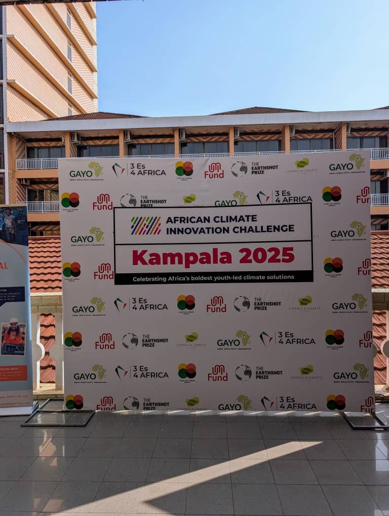 Startups pitch bold climate solutions at the African Climate Innovation Challenge 2025 in Kampala 🌍 

Tech innovations lead the way—clean energy, waste reduction, food security, biodiversity protection. 

Catch the live pitches now: youtube.com/live/xIHXfcdfq…

#ACIC2025
