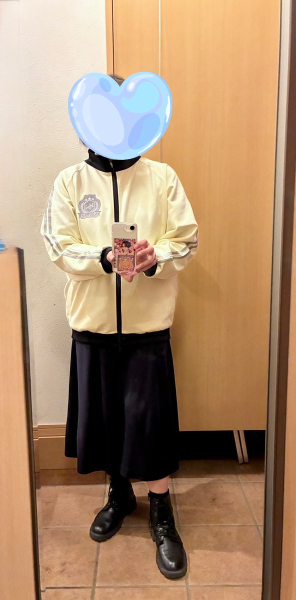 ジャージのケンティーサイズ着てみた。 私が頼んだ時はもう靴下と