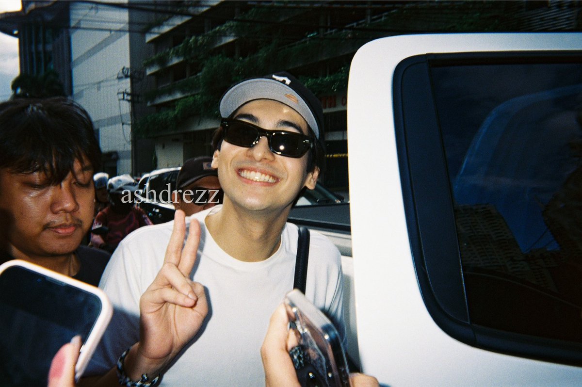 ashdrezz's tweet image. happy fam 🧑‍🧑‍🧒‍🧒