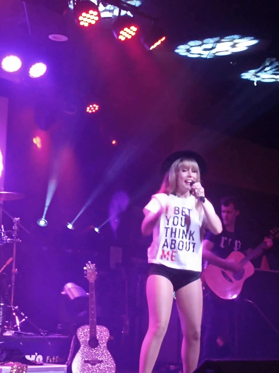 JosephMueller's tweet image. #Reputation a tribute to @taylorswift13, always a great show. Killer 2 hour set at #FatDaddys Mansfield