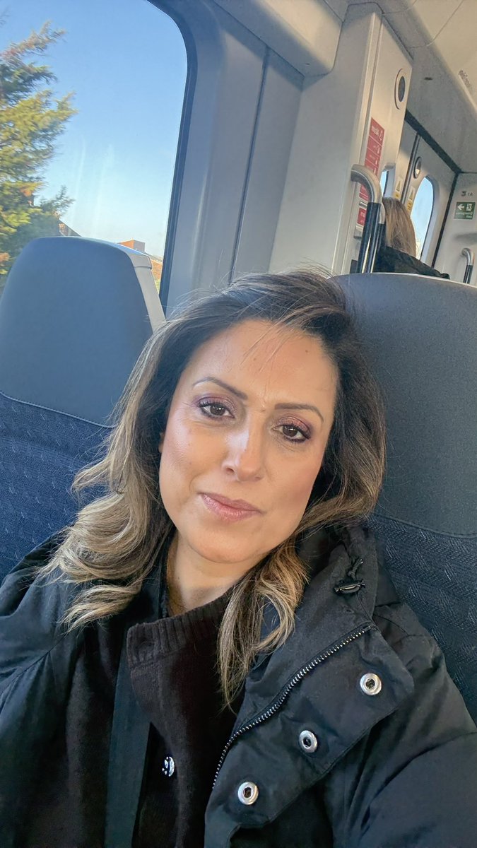 enginyesim's tweet image. Last months of the year means frequent trips to Central London… to #learn, #connect, #communicate and #appreciate🌟🎉

#coaching #coachingeventsuk #london #orsc #ericksonuk