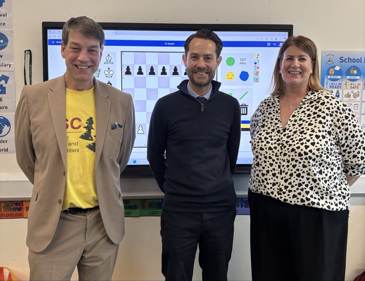 CSCTeesside's tweet image. Catherine and I delivered a full day of chess at a new school (for us) yesterday: Ingleby Mill Primary School.

We worked with nine classes, all the way from Year 3 to Year 6.

Additionally, we were reunited with the one and only Andy Ruffell, the school’s Deputy Head Teacher.