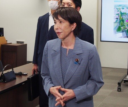 tanakaseiji15's tweet image. 史上初『税収80兆円超』

取り過ぎだろ！
減税しろよ！
高市！