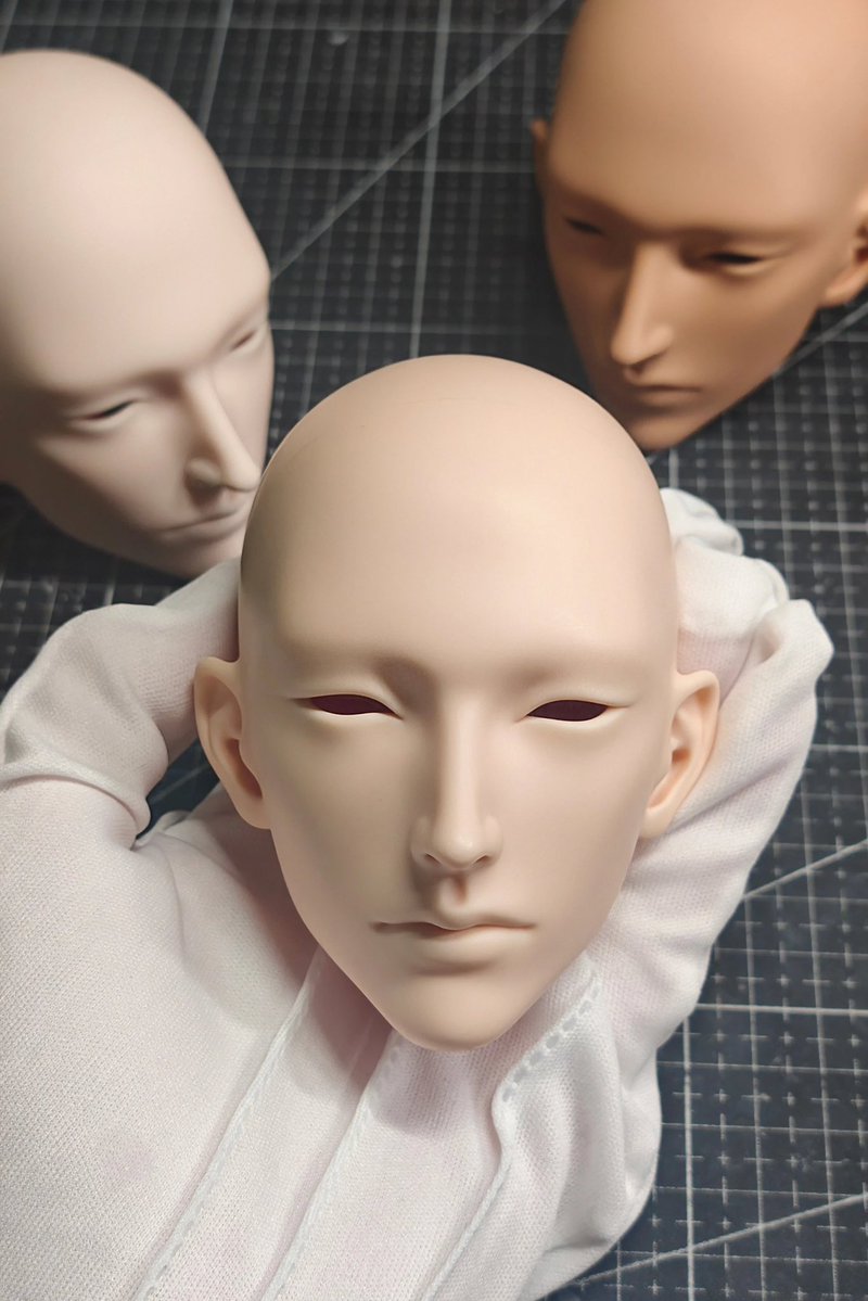 Note_BJD's tweet image. ⚡️ GUDOLL
✅ 乙醇 ( YiChun / 이춘 / 에탄올 )
➡️ 75
⏰ 2025.11.28. 21:00 (KST) ~ 12.20.
⏳ 40~90일 소요
1️⃣ 머리둘레 21.6cm
2️⃣ 목둘레 13cm
3️⃣ 안구 14/5mm
📢 어깨너비 추천 20~22cm