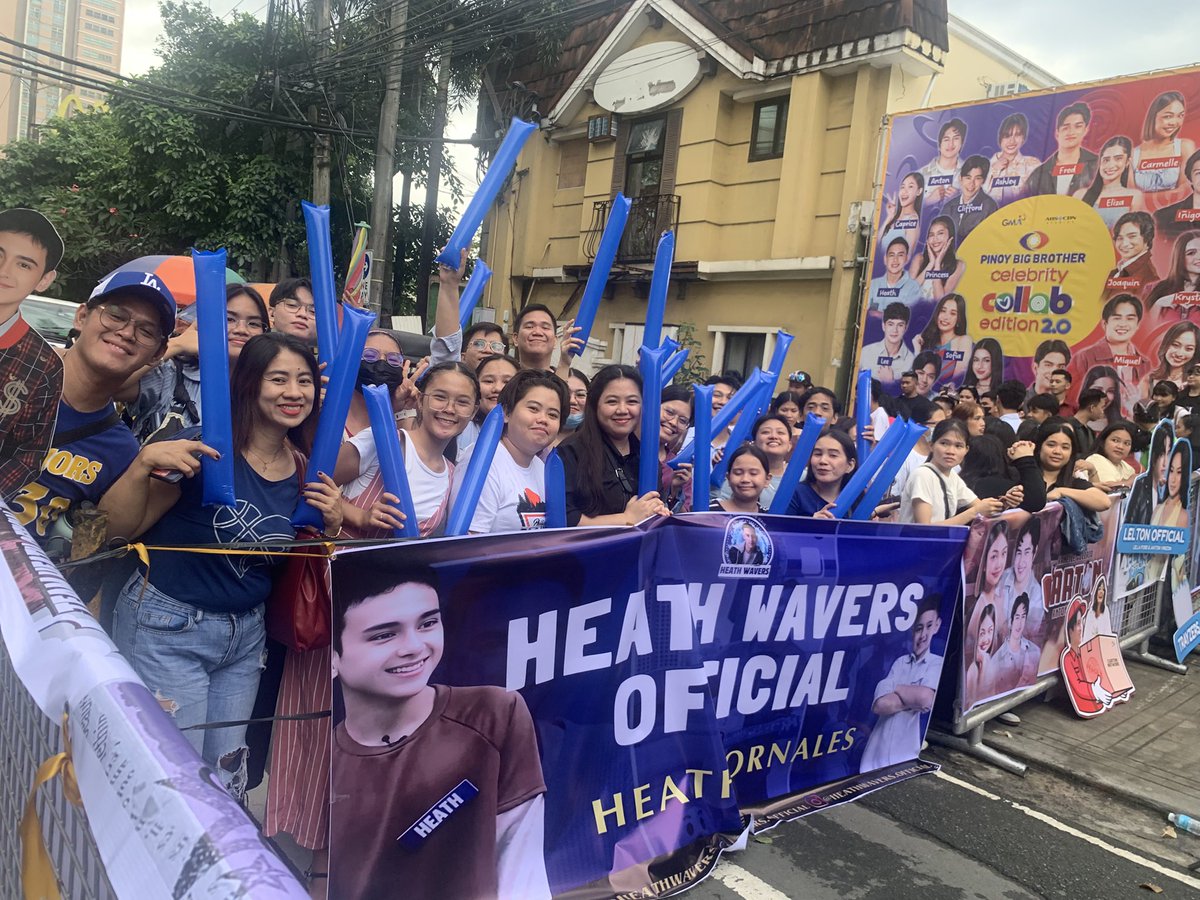 HEATHwavers's tweet image. Our team live arrived here at PBB house lets go and save heath 

SAVE BBS HEATH
