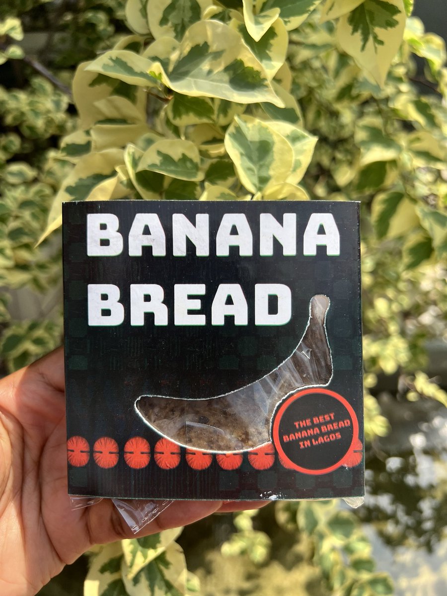 uzoart's tweet image. Wanted to show you the sleeve I designed for Adaeze so her banana bread can be sold at my exhibition