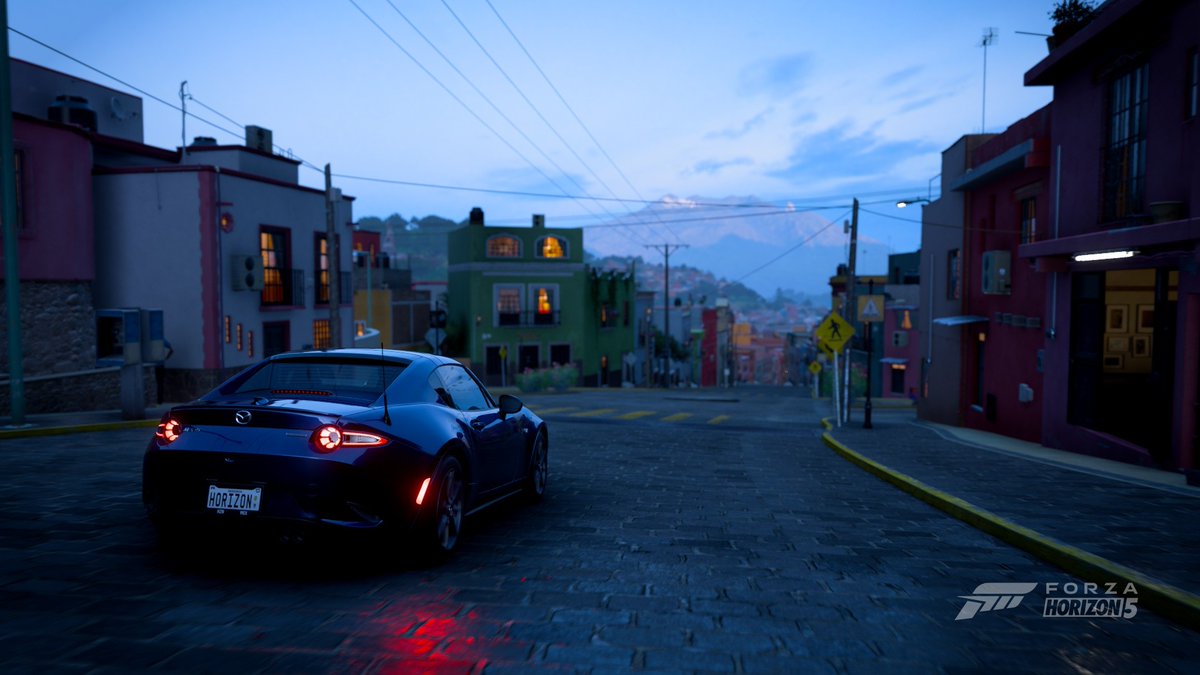 YuzuHatsuseno's tweet image. ロードスターRFでぶらぶらしながら写真撮りー❗️
ロードスターって可愛い車だけど、それに加えてRFは横から見ると超カッコいい😆
#FH5 #ForzaHorizon5