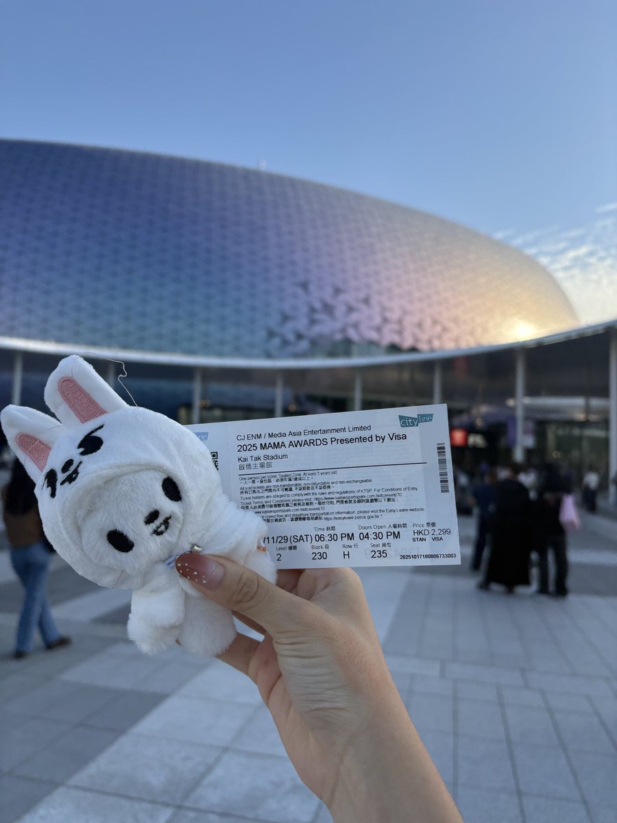 feIicks's tweet image. yippeee